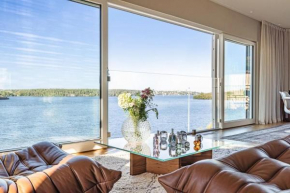 Magic Luxury Villa, close to Stockholm, Stockholm